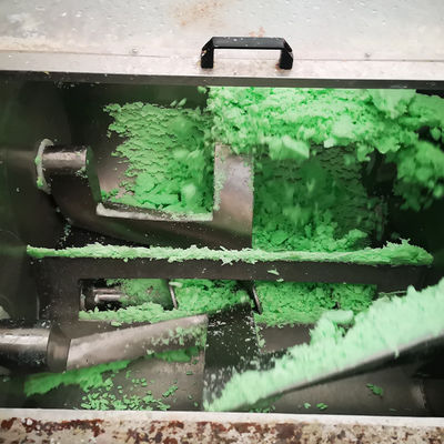 Noedles de sabão precisos misturados com máquina de mistura de sabão e aquecimento elétrico / a vapor