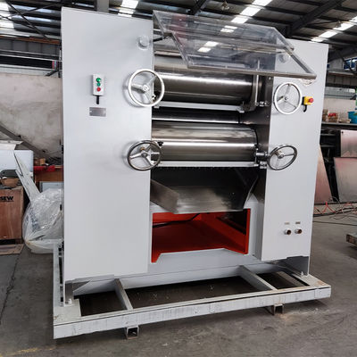 Máquina de moagem de pasta de sabão com rolamento de alimentação de três moinhos de 10 a 30 mm